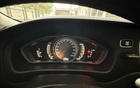 Volvo V40 Cross Country I, 2017 год, 2 040 000 рублей, 15 фотография