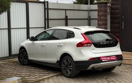 Volvo V40 Cross Country I, 2017 год, 2 040 000 рублей, 17 фотография