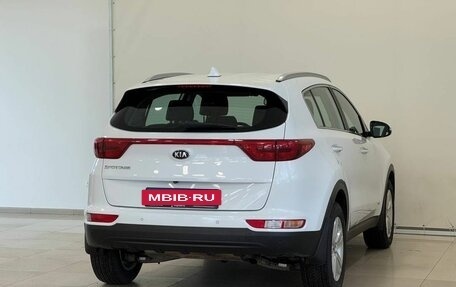 KIA Sportage IV рестайлинг, 2017 год, 2 187 000 рублей, 6 фотография
