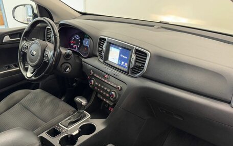 KIA Sportage IV рестайлинг, 2017 год, 2 187 000 рублей, 13 фотография