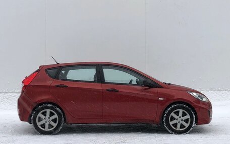Hyundai Solaris II рестайлинг, 2011 год, 525 000 рублей, 4 фотография