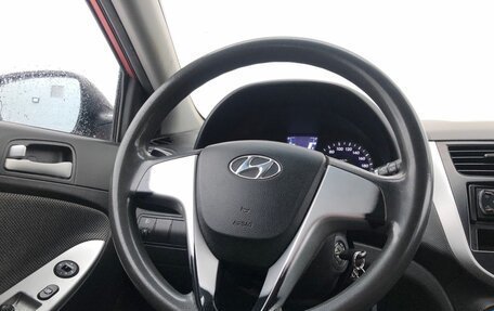 Hyundai Solaris II рестайлинг, 2011 год, 525 000 рублей, 16 фотография