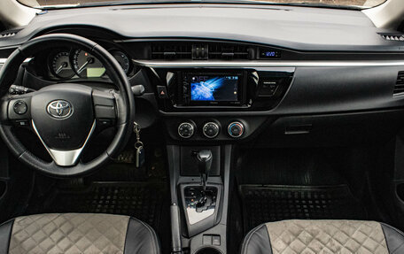 Toyota Corolla, 2015 год, 1 389 000 рублей, 5 фотография