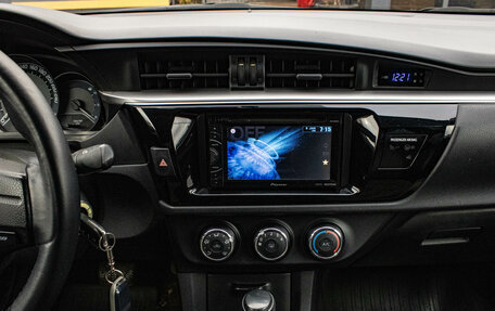 Toyota Corolla, 2015 год, 1 389 000 рублей, 7 фотография