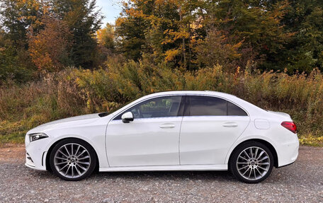 Mercedes-Benz A-Класс, 2022 год, 2 000 000 рублей, 7 фотография