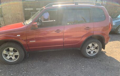 Chevrolet Niva I рестайлинг, 2012 год, 650 000 рублей, 4 фотография