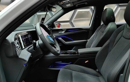 Volkswagen Tiguan, 2025 год, 5 150 000 рублей, 19 фотография