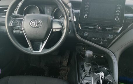 Toyota Camry, 2021 год, 2 530 000 рублей, 5 фотография