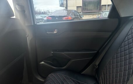 Hyundai Solaris II рестайлинг, 2018 год, 950 000 рублей, 7 фотография