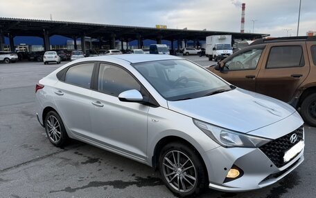 Hyundai Solaris II рестайлинг, 2021 год, 1 655 000 рублей, 10 фотография