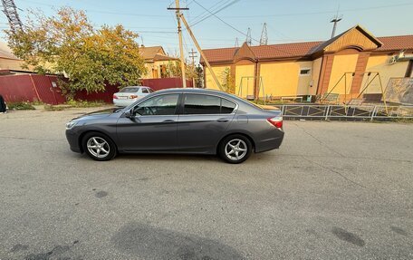 Honda Accord IX рестайлинг, 2013 год, 1 250 000 рублей, 2 фотография