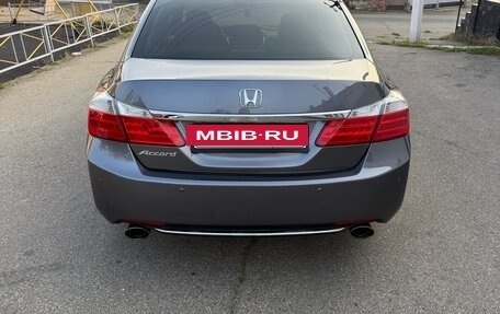 Honda Accord IX рестайлинг, 2013 год, 1 250 000 рублей, 3 фотография
