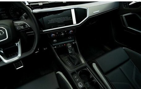 Audi Q3, 2025 год, 5 750 000 рублей, 12 фотография