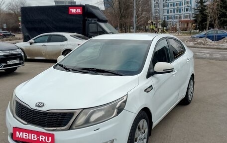 KIA Rio III рестайлинг, 2014 год, 420 000 рублей, 4 фотография