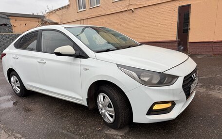 Hyundai Solaris II рестайлинг, 2019 год, 800 000 рублей, 4 фотография