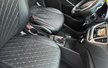 Hyundai Solaris II рестайлинг, 2019 год, 800 000 рублей, 8 фотография