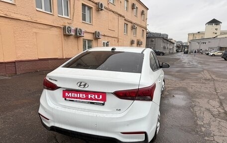 Hyundai Solaris II рестайлинг, 2019 год, 800 000 рублей, 6 фотография