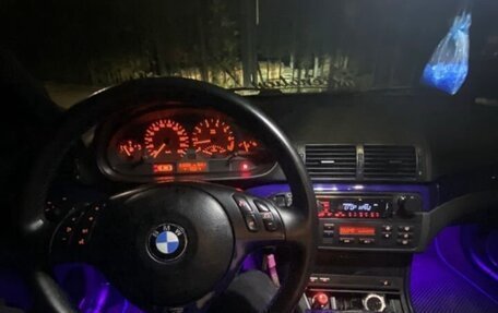 BMW 3 серия, 2001 год, 750 000 рублей, 13 фотография