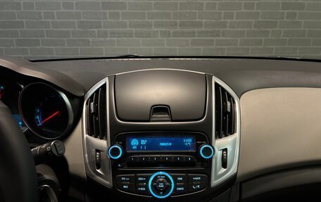 Chevrolet Cruze II, 2013 год, 890 000 рублей, 13 фотография