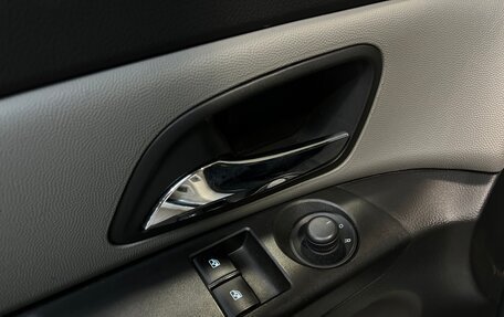 Chevrolet Cruze II, 2013 год, 890 000 рублей, 16 фотография