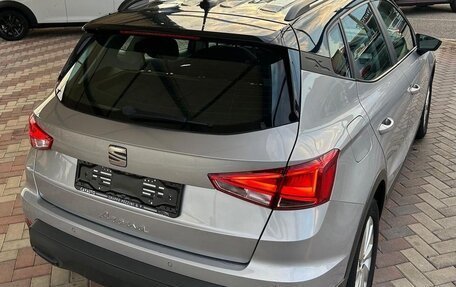 SEAT Arona I, 2022 год, 1 880 000 рублей, 2 фотография