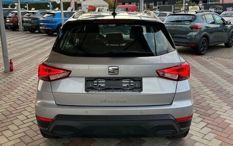 SEAT Arona I, 2022 год, 1 880 000 рублей, 7 фотография