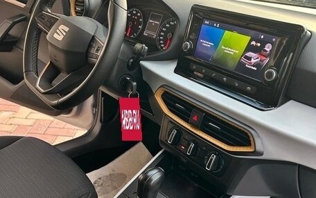 SEAT Arona I, 2022 год, 1 880 000 рублей, 9 фотография