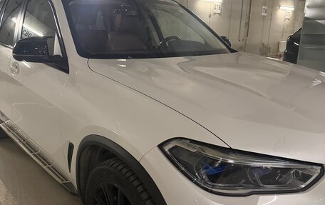 BMW X5, 2019 год, 6 070 000 рублей, 4 фотография