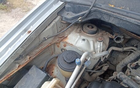 Nissan Almera Tino i, 2000 год, 120 000 рублей, 2 фотография