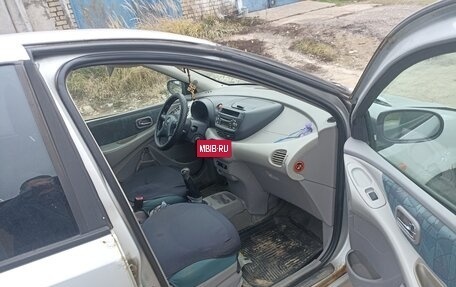 Nissan Almera Tino i, 2000 год, 120 000 рублей, 7 фотография