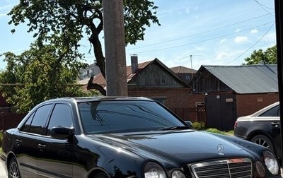 Mercedes-Benz E-Класс, 2001 год, 750 000 рублей, 1 фотография