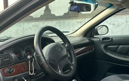 Dodge Stratus II, 2002 год, 180 000 рублей, 5 фотография