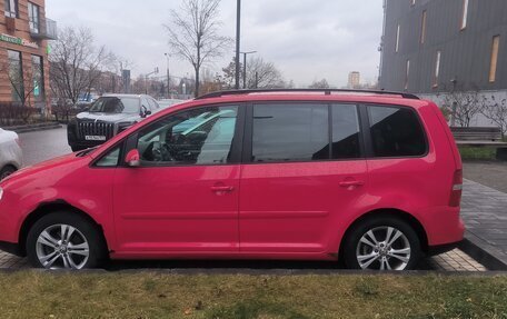 Volkswagen Touran III, 2006 год, 500 000 рублей, 6 фотография