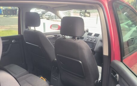 Volkswagen Touran III, 2006 год, 500 000 рублей, 13 фотография