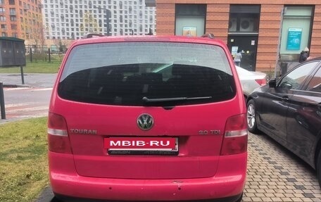 Volkswagen Touran III, 2006 год, 500 000 рублей, 4 фотография