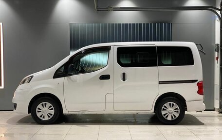 Nissan NV200, 2010 год, 830 000 рублей, 2 фотография