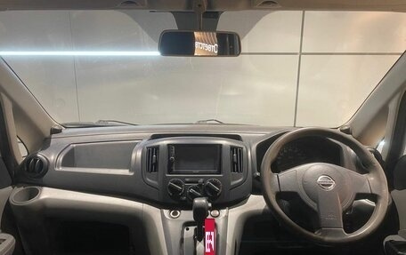 Nissan NV200, 2010 год, 830 000 рублей, 9 фотография