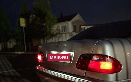 Mercedes-Benz E-Класс, 2000 год, 699 999 рублей, 6 фотография