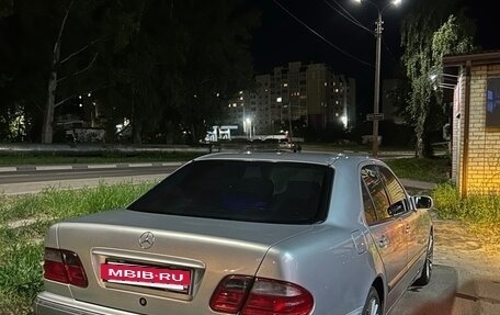 Mercedes-Benz E-Класс, 2000 год, 699 999 рублей, 5 фотография