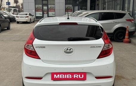 Hyundai Solaris II рестайлинг, 2015 год, 950 000 рублей, 5 фотография