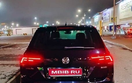 Volkswagen Tiguan II, 2019 год, 2 850 000 рублей, 3 фотография
