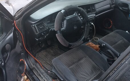 Opel Vectra B рестайлинг, 1997 год, 100 000 рублей, 5 фотография