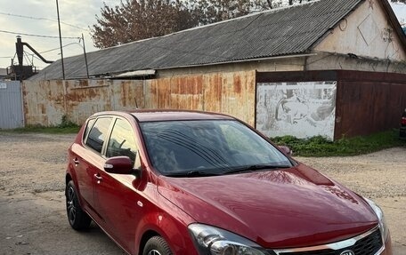KIA cee'd I рестайлинг, 2010 год, 770 000 рублей, 20 фотография