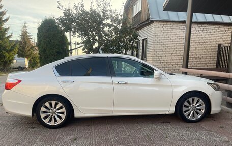 Honda Accord IX рестайлинг, 2013 год, 1 300 000 рублей, 20 фотография