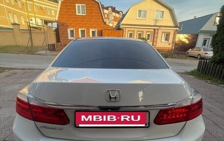 Honda Accord IX рестайлинг, 2013 год, 1 300 000 рублей, 14 фотография
