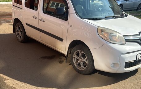 Renault Kangoo II рестайлинг, 2014 год, 800 000 рублей, 4 фотография