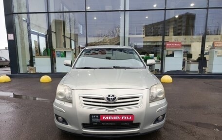 Toyota Avensis III рестайлинг, 2006 год, 683 000 рублей, 2 фотография
