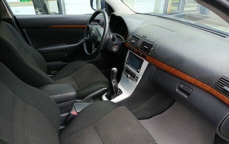 Toyota Avensis III рестайлинг, 2006 год, 683 000 рублей, 13 фотография