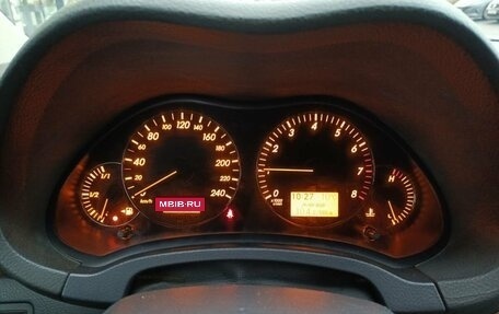 Toyota Avensis III рестайлинг, 2006 год, 683 000 рублей, 16 фотография