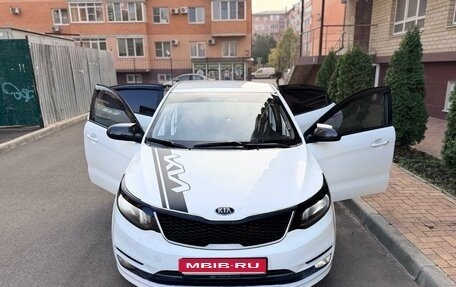 KIA Rio III рестайлинг, 2016 год, 900 000 рублей, 1 фотография